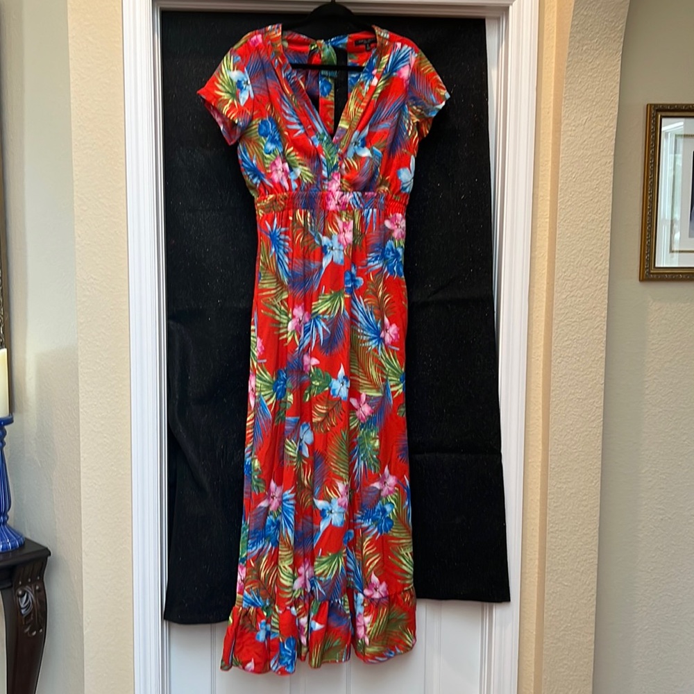Romeo & Juliet Couture Dress, size L